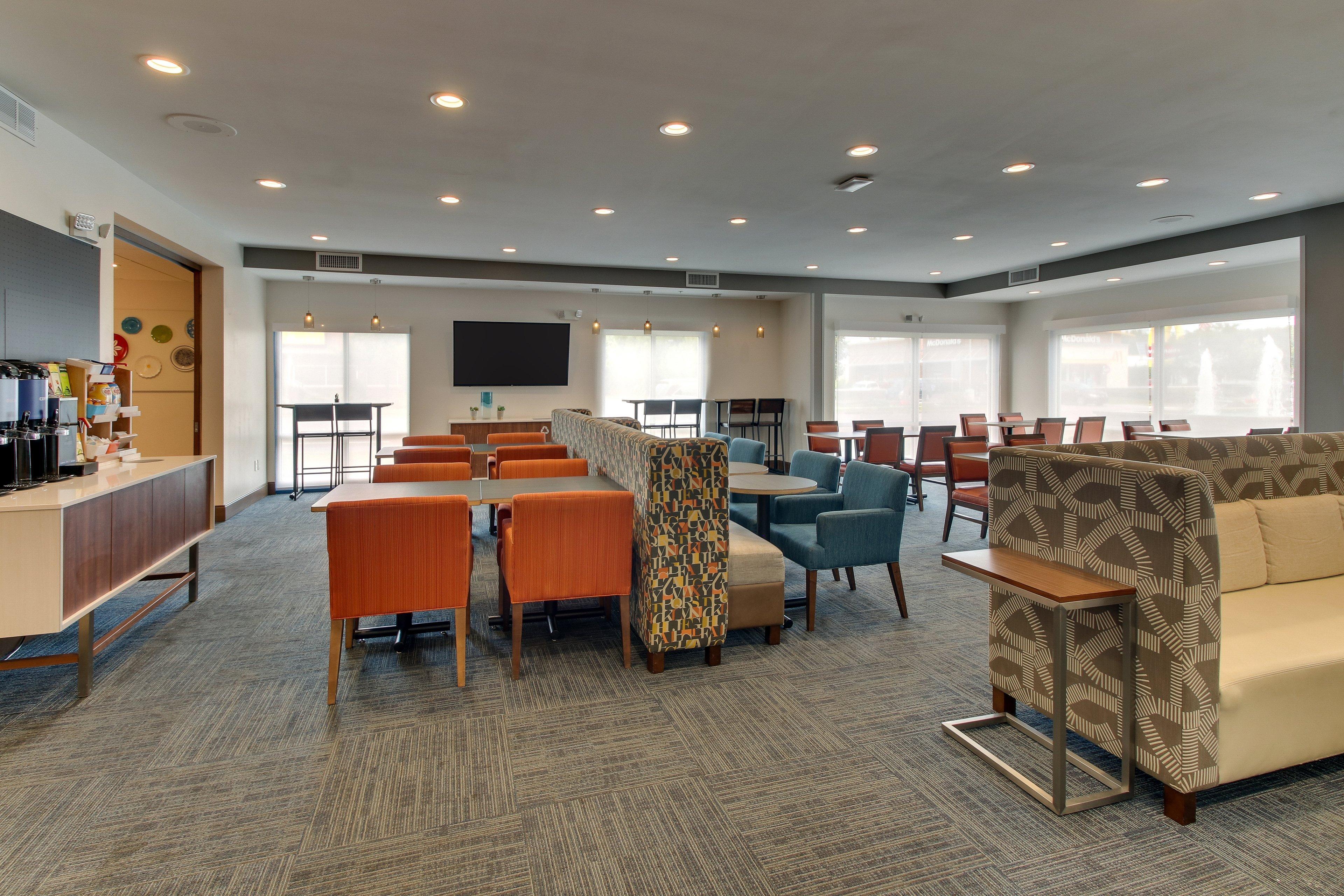 Holiday Inn Express & Suites Ithaca By Ihg Exteriör bild