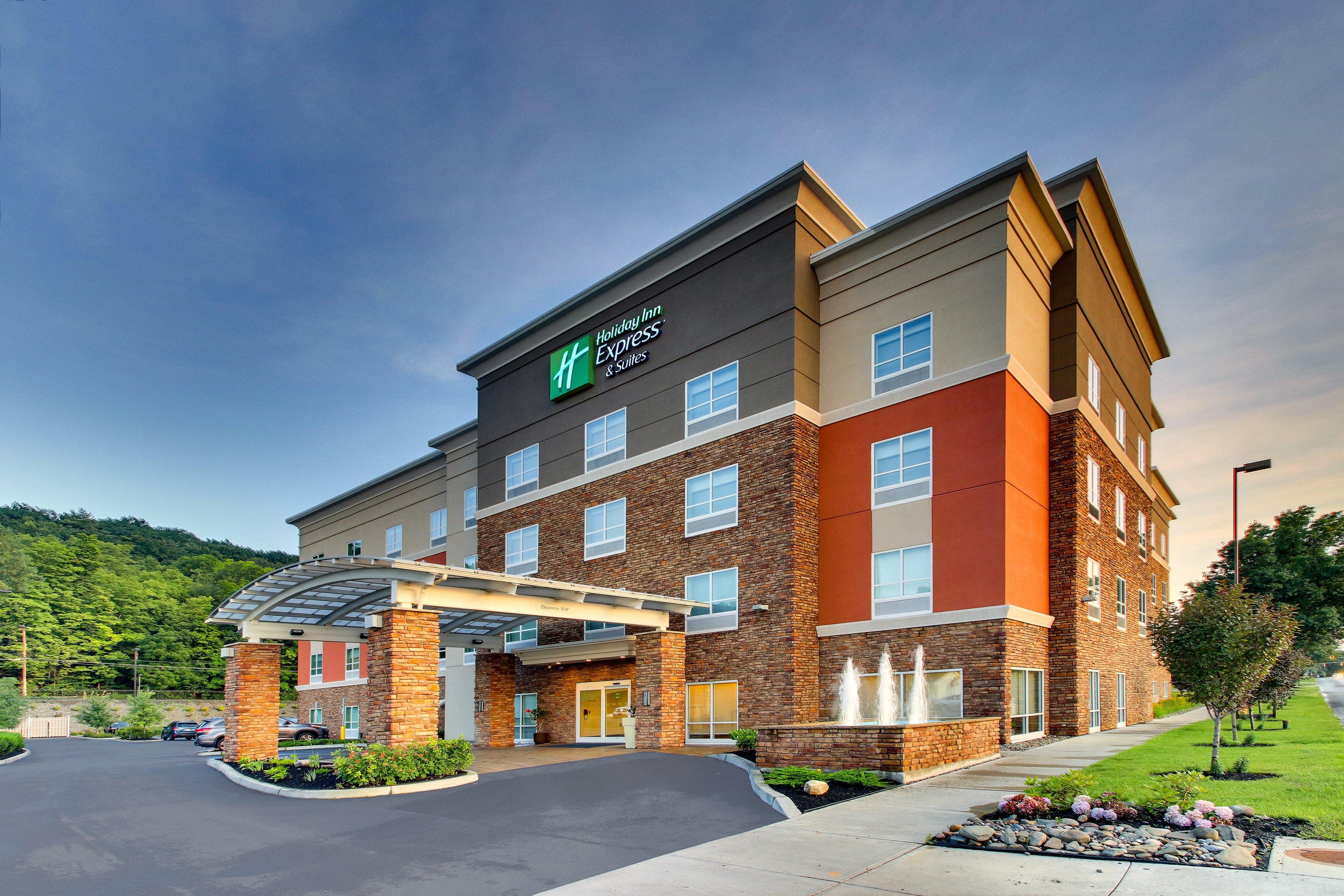 Holiday Inn Express & Suites Ithaca By Ihg Exteriör bild